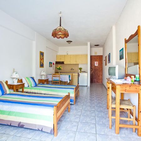 Villa Zoi Thronion Exteriör bild