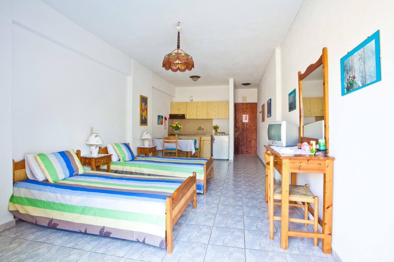 Villa Zoi Thronion Exteriör bild